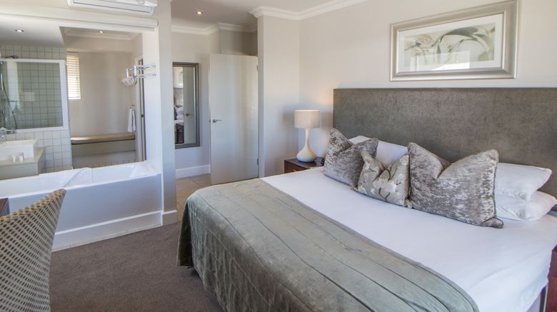 <b>Harbour House Hotel Suite</b>. Images powered by <a href="https://www.leonardoworldwide.com/" title="Leonardo Worldwide" target="_blank">Leonardo</a>.