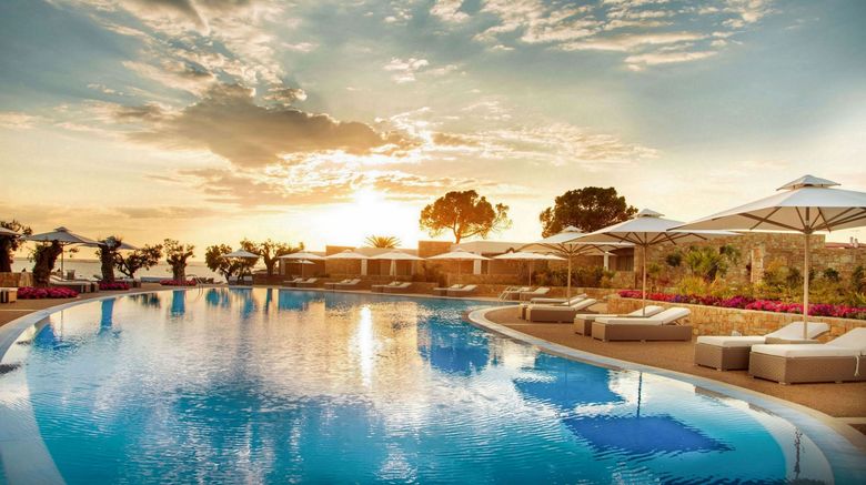<b>Ikos Olivia Pool</b>. Images powered by <a href="https://www.leonardoworldwide.com/" title="Leonardo Worldwide" target="_blank">Leonardo</a>.