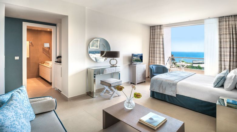 <b>Ikos Olivia Room</b>. Images powered by <a href="https://www.leonardoworldwide.com/" title="Leonardo Worldwide" target="_blank">Leonardo</a>.