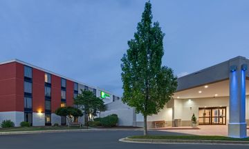 Holiday Inn Express Wilkesboro