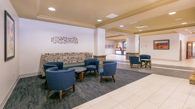 Holiday Inn Express Gatlinburg Downtown Lobby