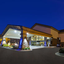Holiday Inn Express Detroit-Warren