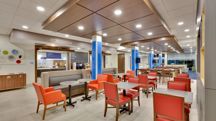 Holiday Inn Express & Suites Plano East Restaurant