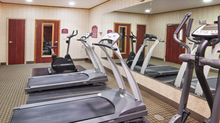 Holiday Inn Express Hotel & Stes Health Club