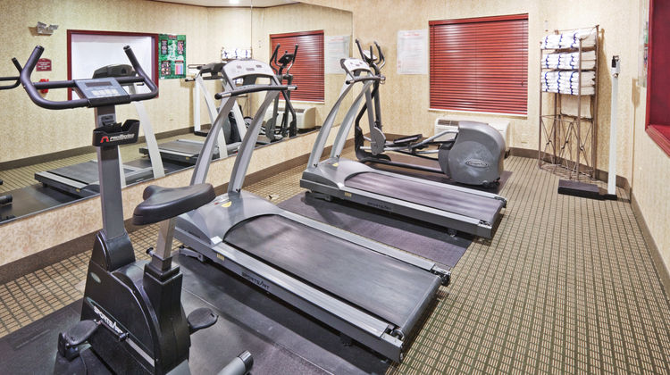 Holiday Inn Express Hotel & Stes Health Club