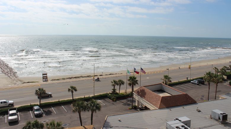 <b>Holiday Inn Resort Galveston-On Beach Beach</b>. Images powered by <a href="https://www.leonardoworldwide.com/" title="Leonardo Worldwide" target="_blank">Leonardo</a>.