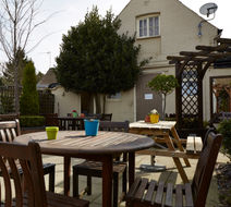 The Bell Hotel Woburn Exterior