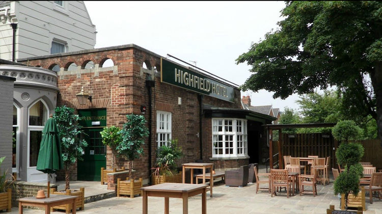 Highfield Hotel Exterior