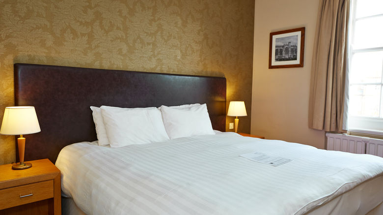 <b>The Manor Hotel Room</b>. Images powered by <a href="https://www.leonardoworldwide.com/" title="Leonardo Worldwide" target="_blank">Leonardo</a>.