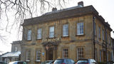 The Manor Hotel Exterior