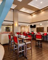 Hotel Indigo Chicago Vernon Hills