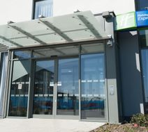 Holiday Inn Express Aberdeen Airport Exterior