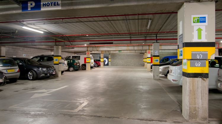 Holiday Inn Express Antwerp North Lobby