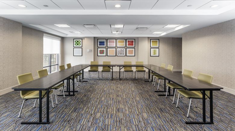 <b>Holiday Inn Express Meeting</b>. Images powered by <a href="https://www.leonardoworldwide.com/" title="Leonardo Worldwide" target="_blank">Leonardo</a>.