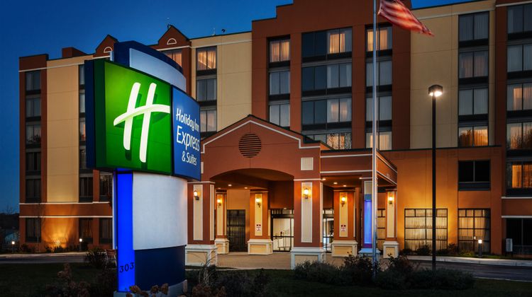 Holiday Inn Express Exterior