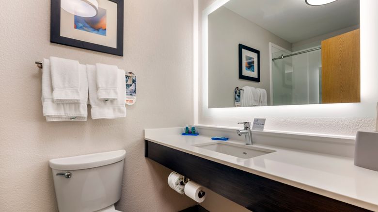 <b>Holiday Inn Express Room</b>. Images powered by <a href="https://www.leonardoworldwide.com/" title="Leonardo Worldwide" target="_blank">Leonardo</a>.