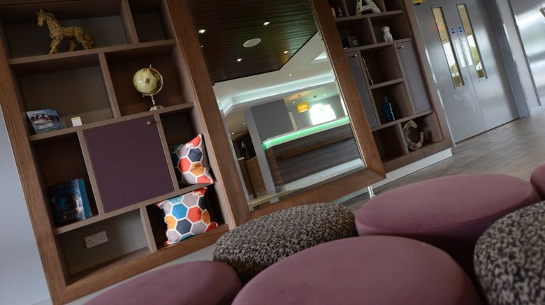<b>Holiday Inn Wolverhampton Racecourse Lobby</b>. Images powered by <a href="https://www.leonardoworldwide.com/" title="Leonardo Worldwide" target="_blank">Leonardo</a>.