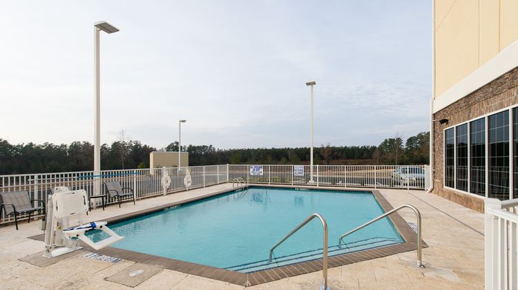 Holiday Inn Express & Suites Aiken Pool