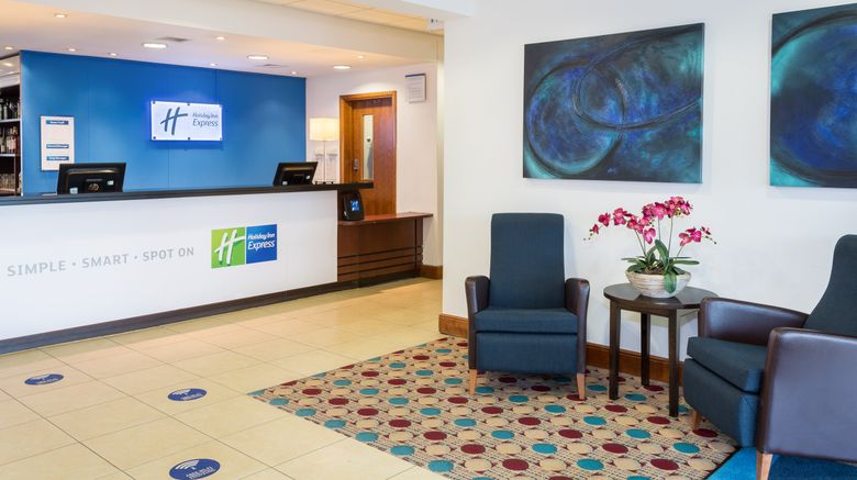 <b>Holiday Inn Express Braintree Lobby</b>. Images powered by <a href="https://www.leonardoworldwide.com/" title="Leonardo Worldwide" target="_blank">Leonardo</a>.