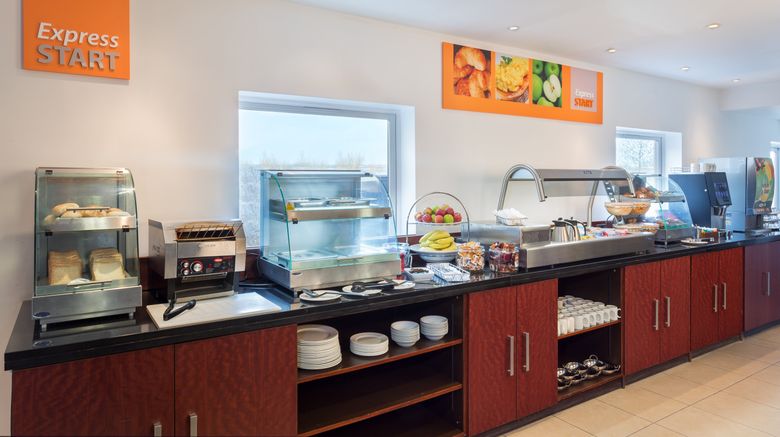 <b>Holiday Inn Express Braintree Restaurant</b>. Images powered by <a href="https://www.leonardoworldwide.com/" title="Leonardo Worldwide" target="_blank">Leonardo</a>.