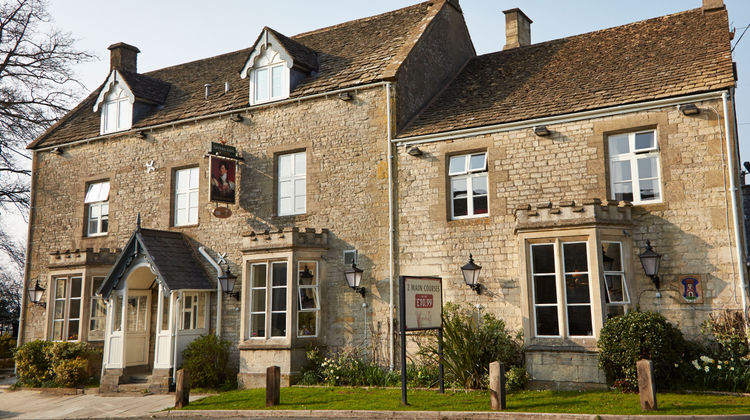 Royal George Exterior