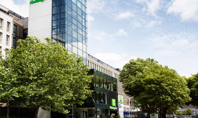 Holiday Inn Bristol City Center Exterior