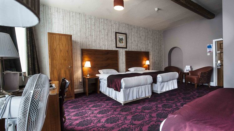 The Royal Hop Pole Hotel Room