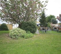 The Royal Hop Pole Hotel Exterior