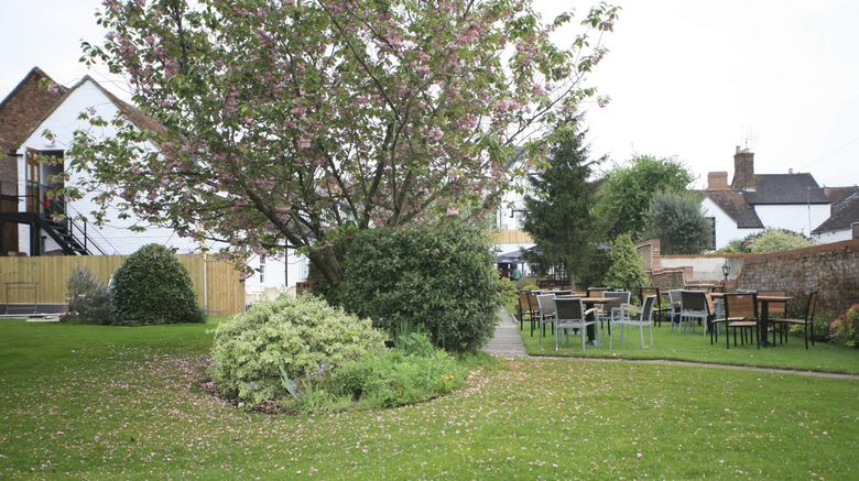 <b>The Royal Hop Pole Hotel Exterior</b>. Images powered by <a href="https://www.leonardoworldwide.com/" title="Leonardo Worldwide" target="_blank">Leonardo</a>.