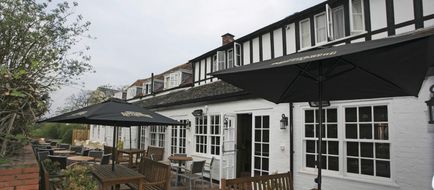 The Royal Hop Pole Hotel Exterior