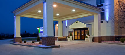 Holiday Inn Express Washington Exterior
