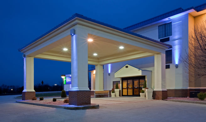 Holiday Inn Express Washington Exterior