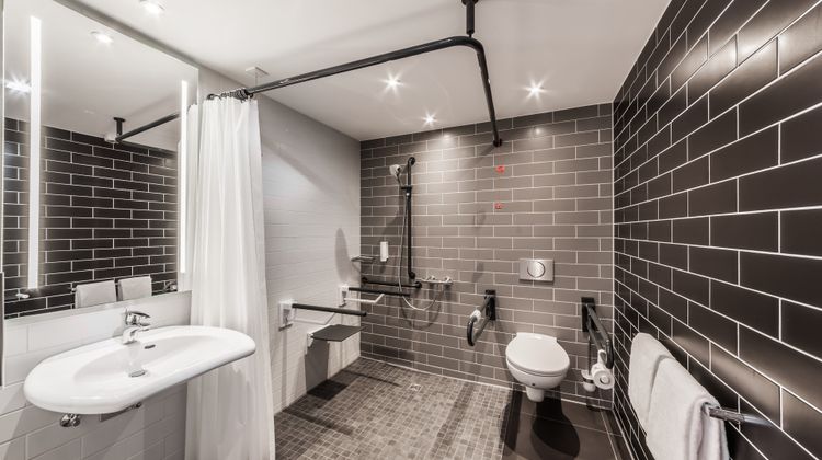 Holiday Inn Express City East Room