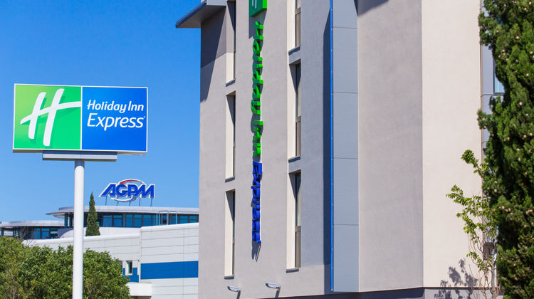 Holiday Inn Express Toulon-Sainte-Musse Exterior