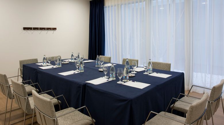<b>Holiday Inn Express Madrid Leganes Meeting</b>. Images powered by <a href="https://www.leonardoworldwide.com/" title="Leonardo Worldwide" target="_blank">Leonardo</a>.