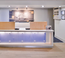 Holiday Inn Express Lobby