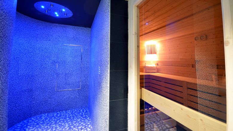 <b>Holiday Inn Dijon Spa</b>. Images powered by <a href="https://www.leonardoworldwide.com/" title="Leonardo Worldwide" target="_blank">Leonardo</a>.