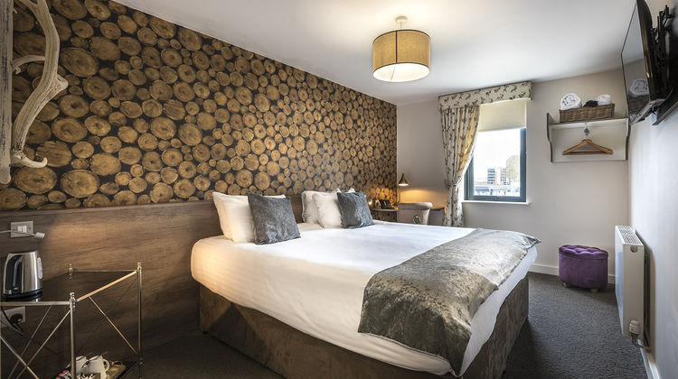 The Lodge Room