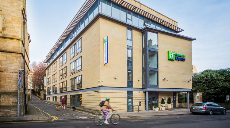 Holiday Inn Express Royal Mile Exterior