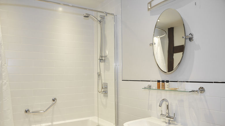 <b>White Hart Hotel Coggeshall Room</b>. Images powered by <a href="https://www.leonardoworldwide.com/" title="Leonardo Worldwide" target="_blank">Leonardo</a>.