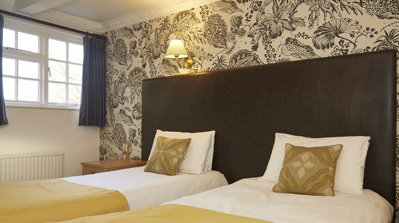 <b>White Hart Hotel Coggeshall Room</b>. Images powered by <a href="https://www.leonardoworldwide.com/" title="Leonardo Worldwide" target="_blank">Leonardo</a>.