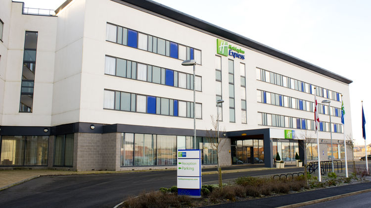 Holiday Inn Express Rotherham North Exterior