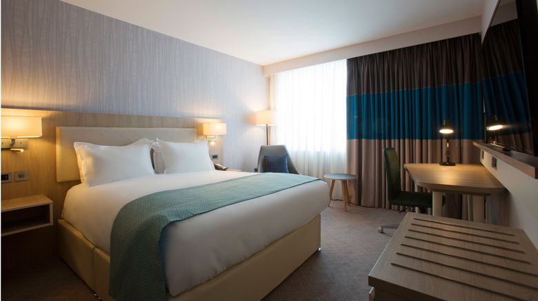 <b>Holiday Inn - Manchester City Center Room</b>. Images powered by <a href="https://www.leonardoworldwide.com/" title="Leonardo Worldwide" target="_blank">Leonardo</a>.