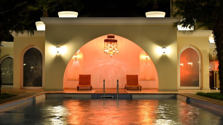 <b>Holiday Inn Istanbul City Pool</b>. Images powered by <a href="https://www.leonardoworldwide.com/" title="Leonardo Worldwide" target="_blank">Leonardo</a>.