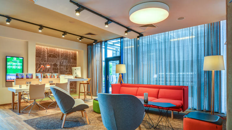 Holiday Inn Prague Airport Lobby