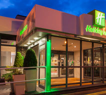 Holiday Inn Portsmouth Exterior