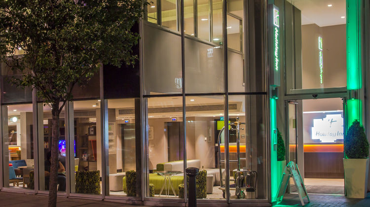 Holiday Inn Camden Lock Exterior