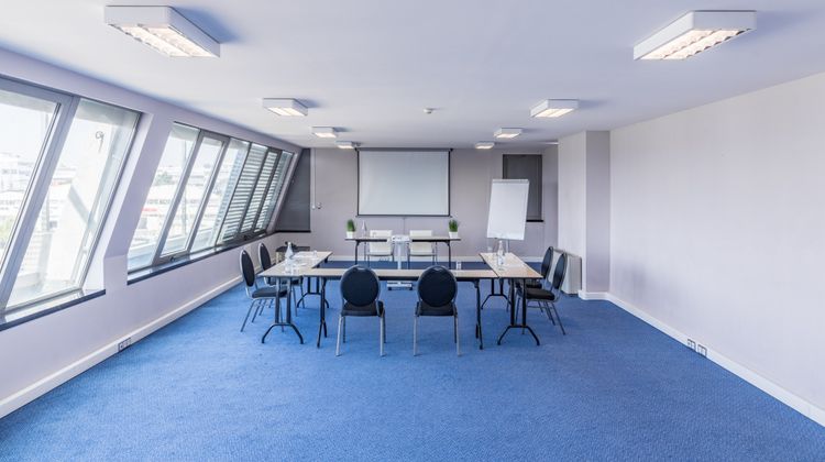 Holiday Inn Express Lisbon Airport Meeting