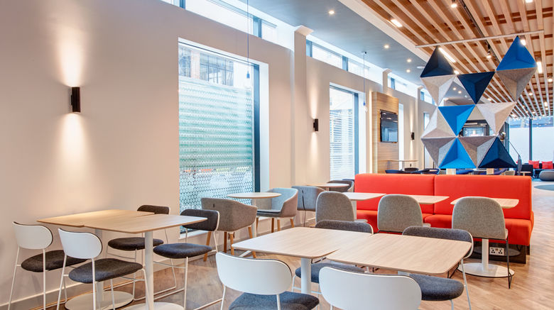 <b>Holiday Inn Express London, Ealing Restaurant</b>. Images powered by <a href="https://www.leonardoworldwide.com/" title="Leonardo Worldwide" target="_blank">Leonardo</a>.