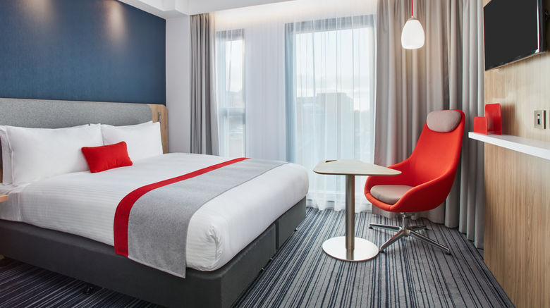 <b>Holiday Inn Express London, Ealing Room</b>. Images powered by <a href="https://www.leonardoworldwide.com/" title="Leonardo Worldwide" target="_blank">Leonardo</a>.